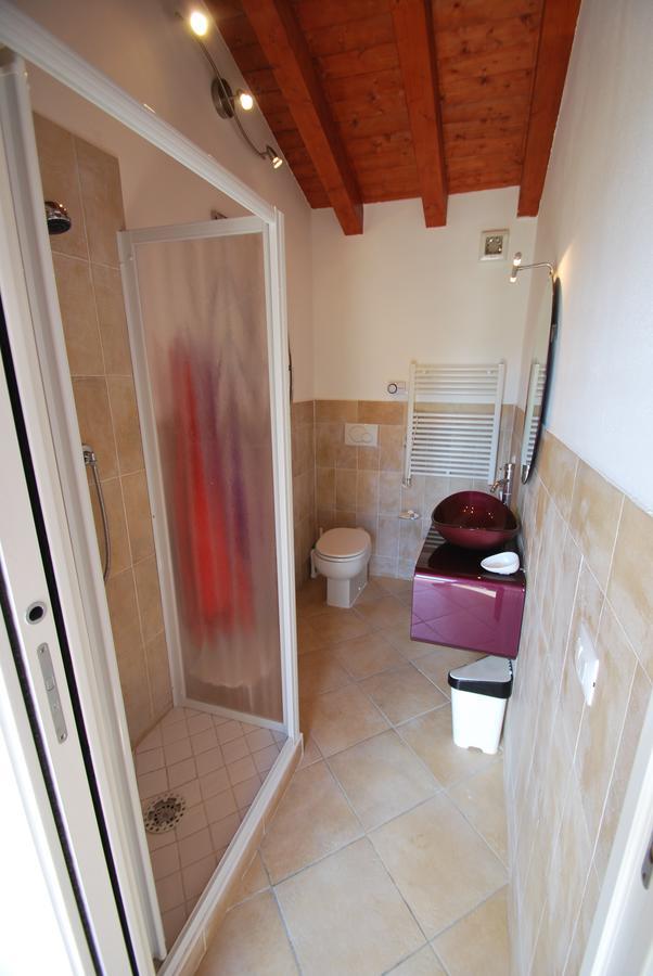 Villetta Ciclamino Casa Alzi 外观 照片